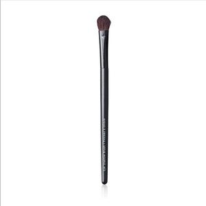 Avon Pro Eye Shadow Brush